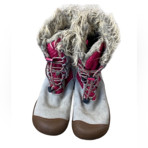 KEEN Wapato Waterproof Faux Fur Winter Boots - Picture 2 of 12